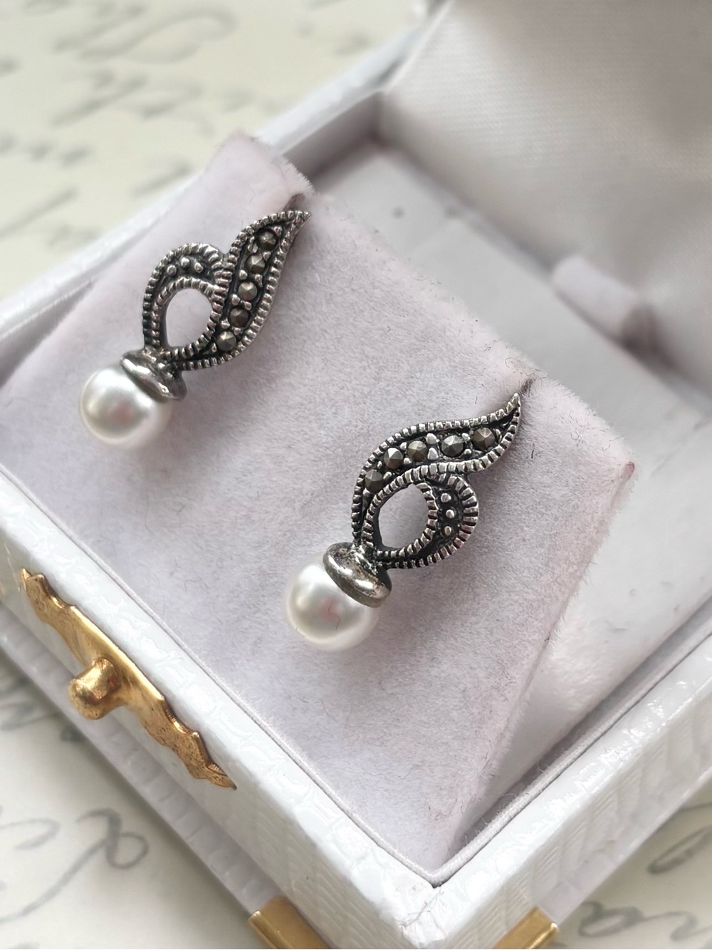 Estate Sterling Silver Pearl Drop Stud Earrings with Marcasite Detail - Picture 3 of 7